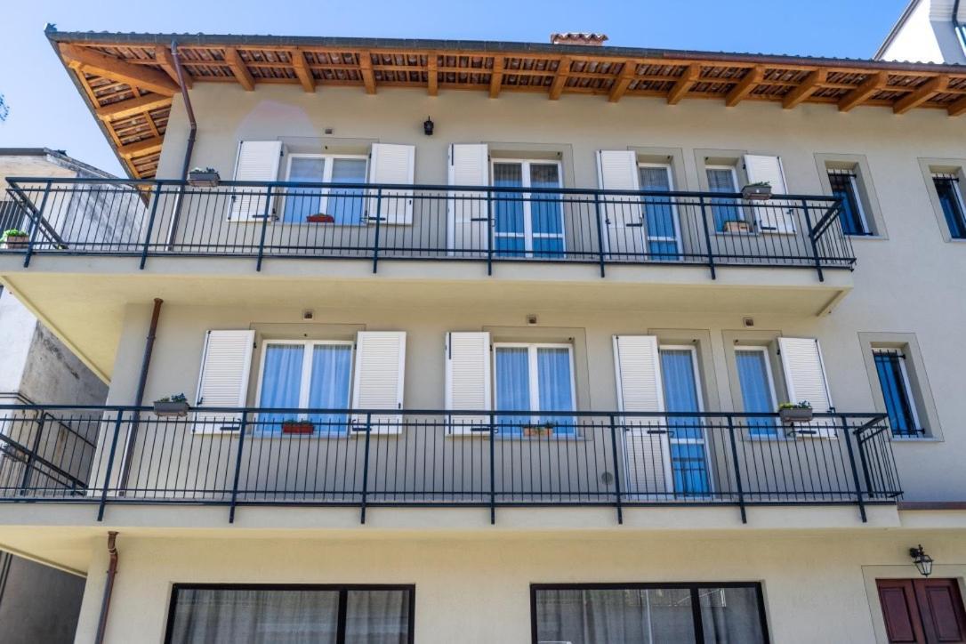 Appartamenti Rocca - Cav La Casa Di Rosa Monforte D'Alba Ngoại thất bức ảnh