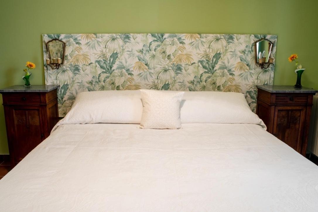 Appartamenti Rocca - Cav La Casa Di Rosa Monforte D'Alba Ngoại thất bức ảnh