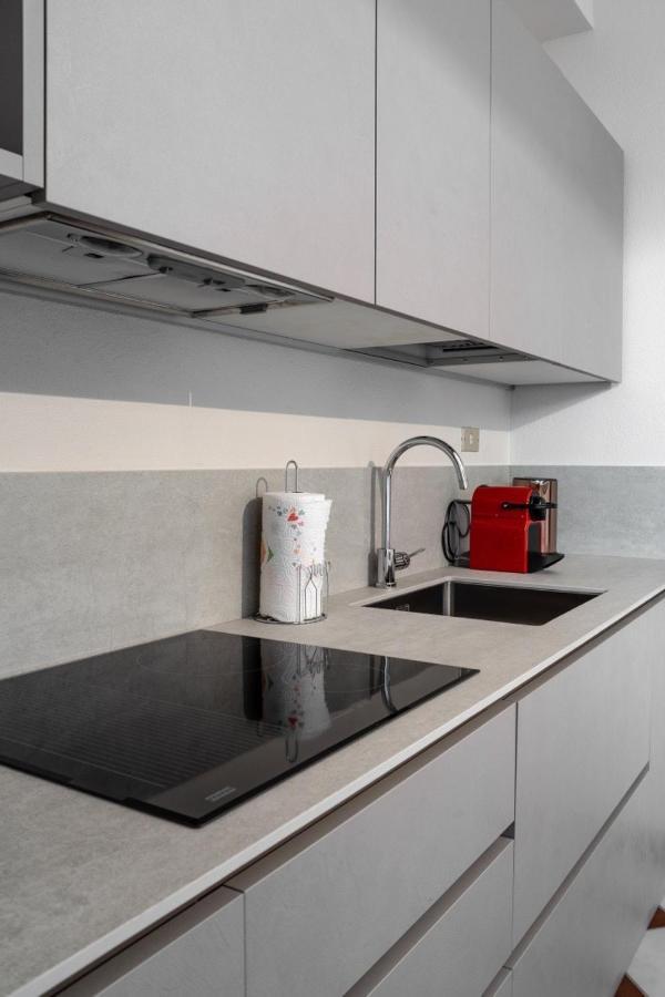 Appartamenti Rocca - Cav La Casa Di Rosa Monforte D'Alba Ngoại thất bức ảnh