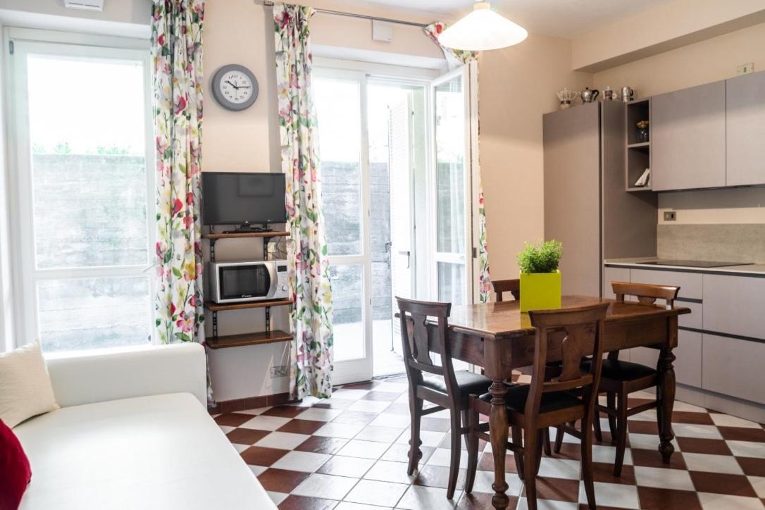 Appartamenti Rocca - Cav La Casa Di Rosa Monforte D'Alba Ngoại thất bức ảnh