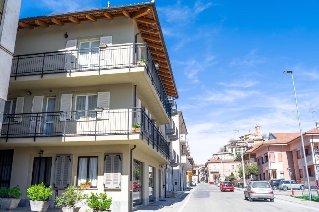 Appartamenti Rocca - Cav La Casa Di Rosa Monforte D'Alba Ngoại thất bức ảnh